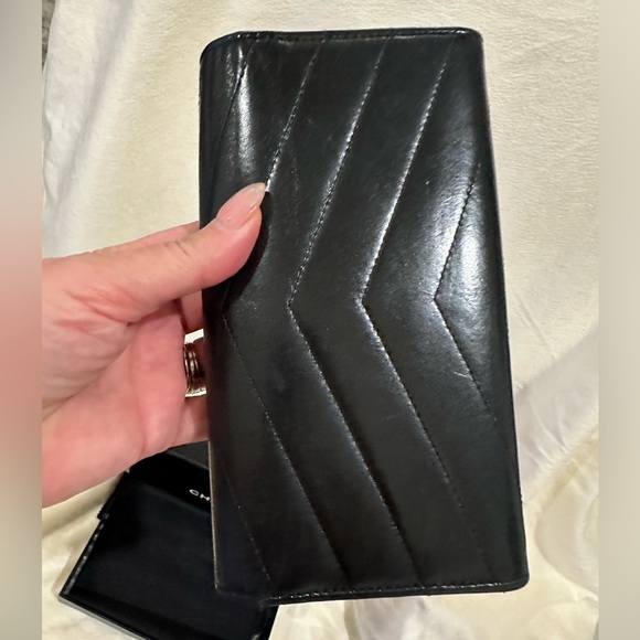 CHANEL CC Lambskin Leather Chevron Flap Wallet - Picture 3 of 7